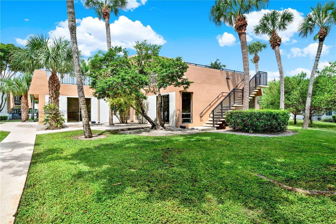 На продажу: $249,000 (1 спален, 1 ванн, 672 Квадратных фут)