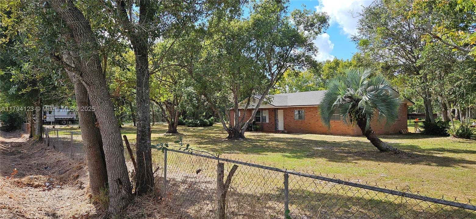 For Sale: $1,200,000 (7 beds, 4 baths, 0 Square Feet)