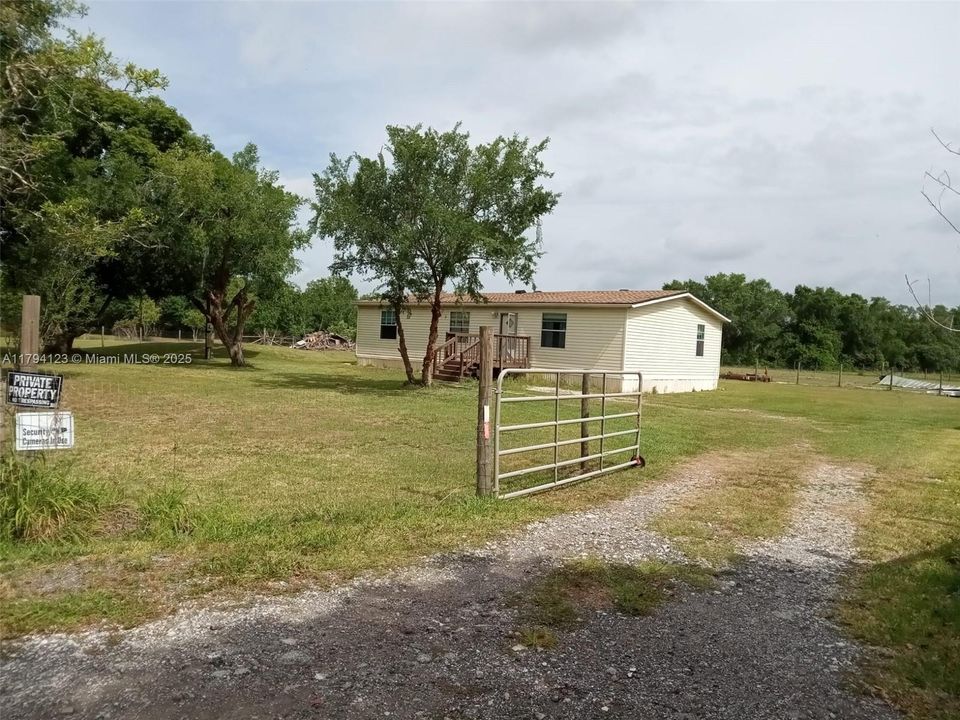 For Sale: $1,200,000 (7 beds, 4 baths, 0 Square Feet)