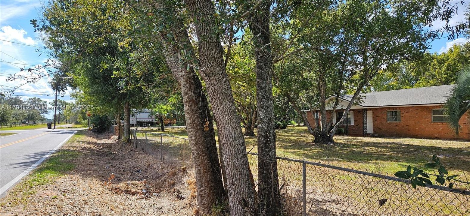 For Sale: $1,200,000 (7 beds, 4 baths, 0 Square Feet)