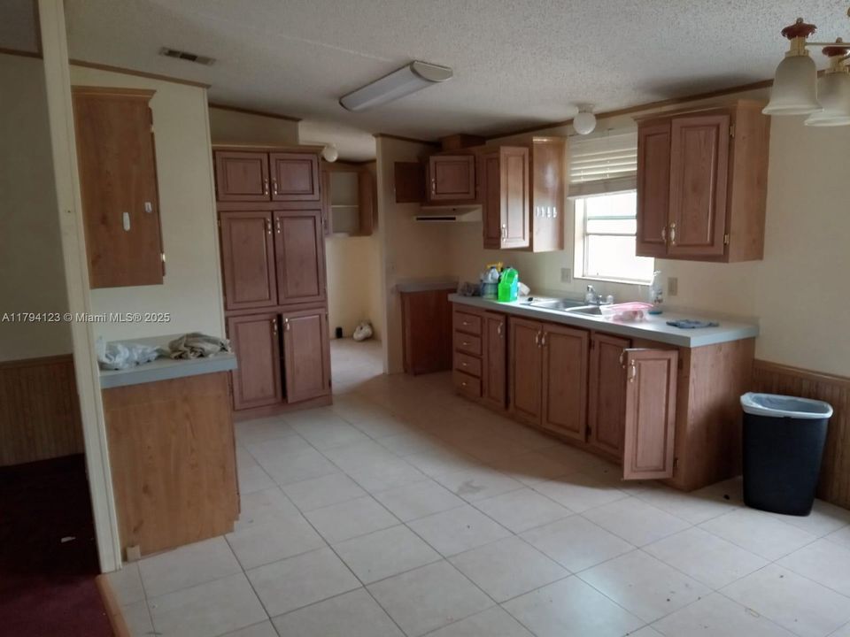 For Sale: $1,200,000 (7 beds, 4 baths, 0 Square Feet)