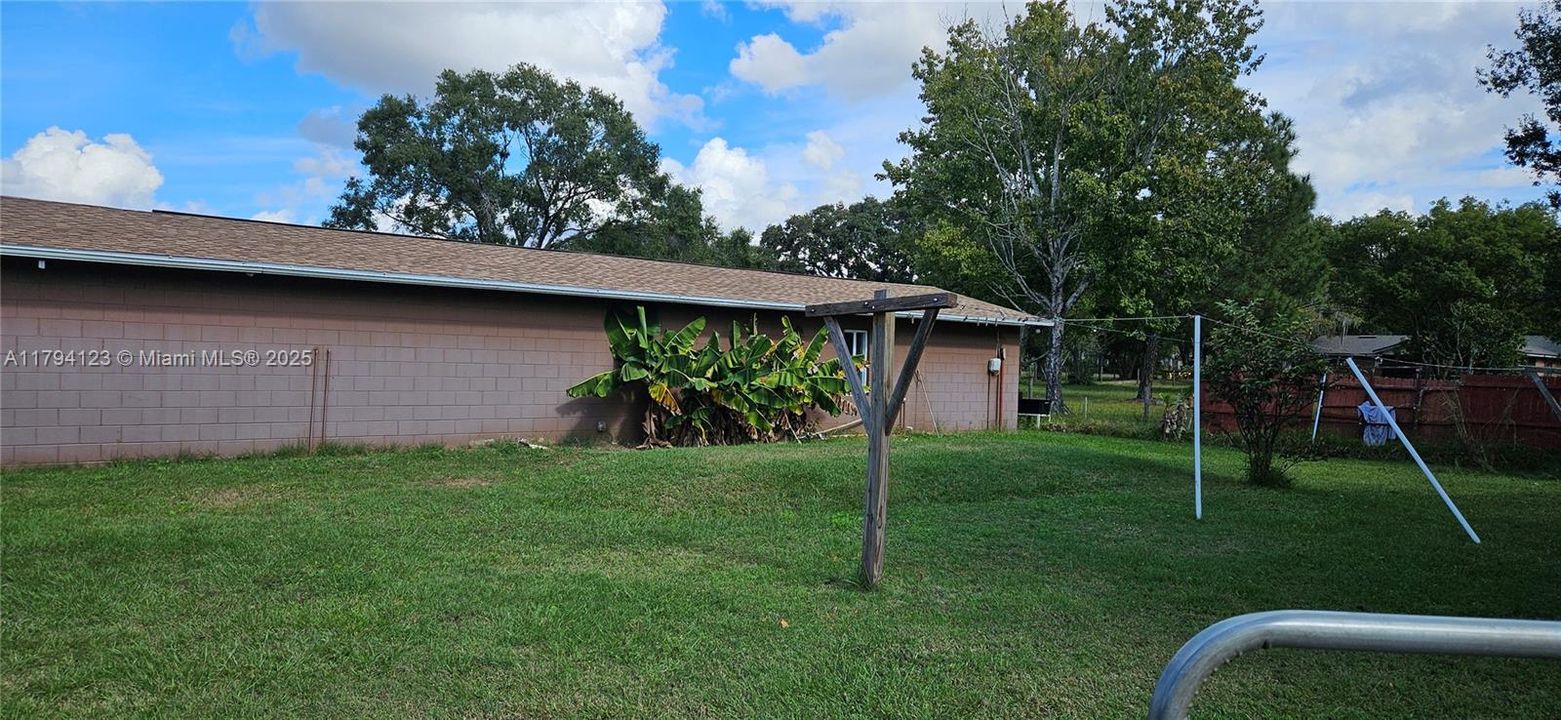 For Sale: $1,200,000 (7 beds, 4 baths, 0 Square Feet)