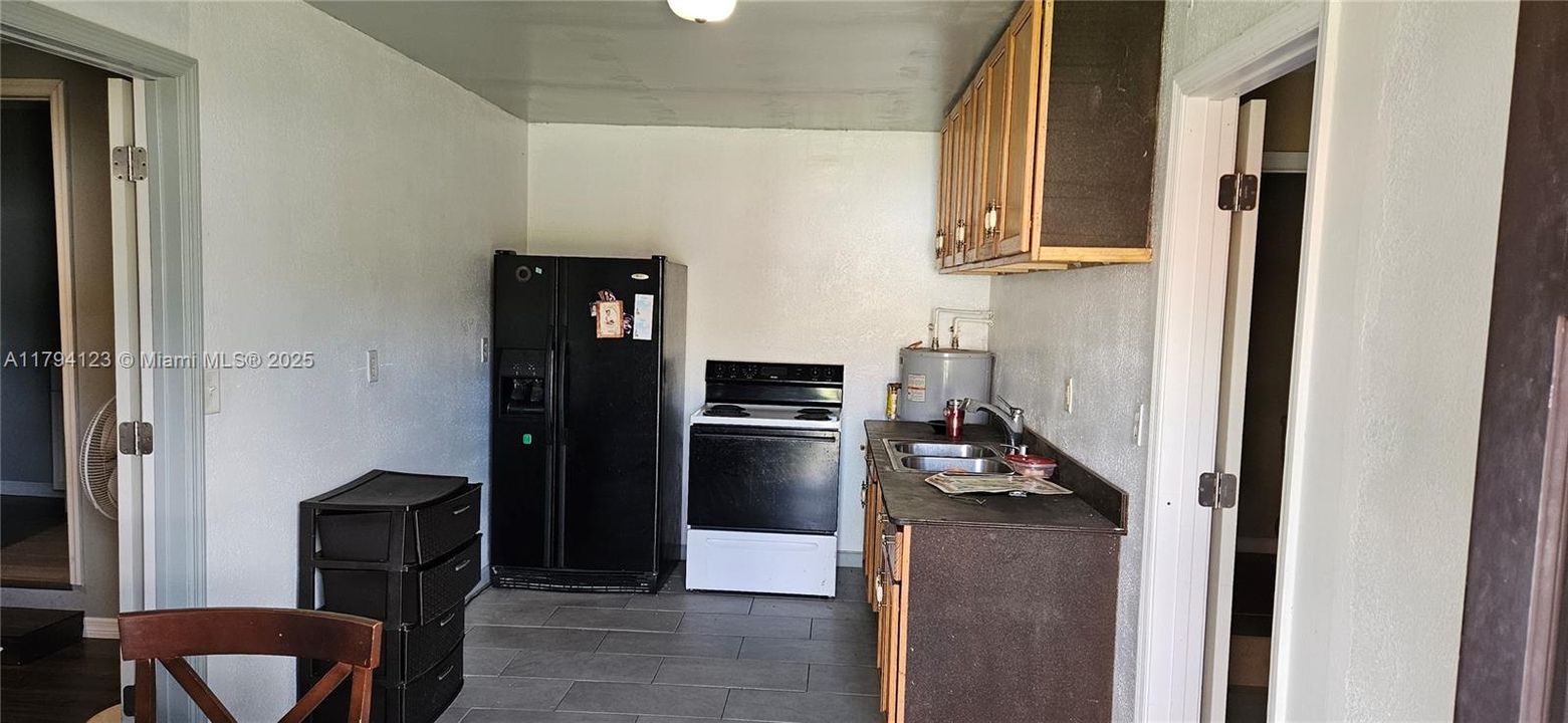 For Sale: $1,200,000 (7 beds, 4 baths, 0 Square Feet)