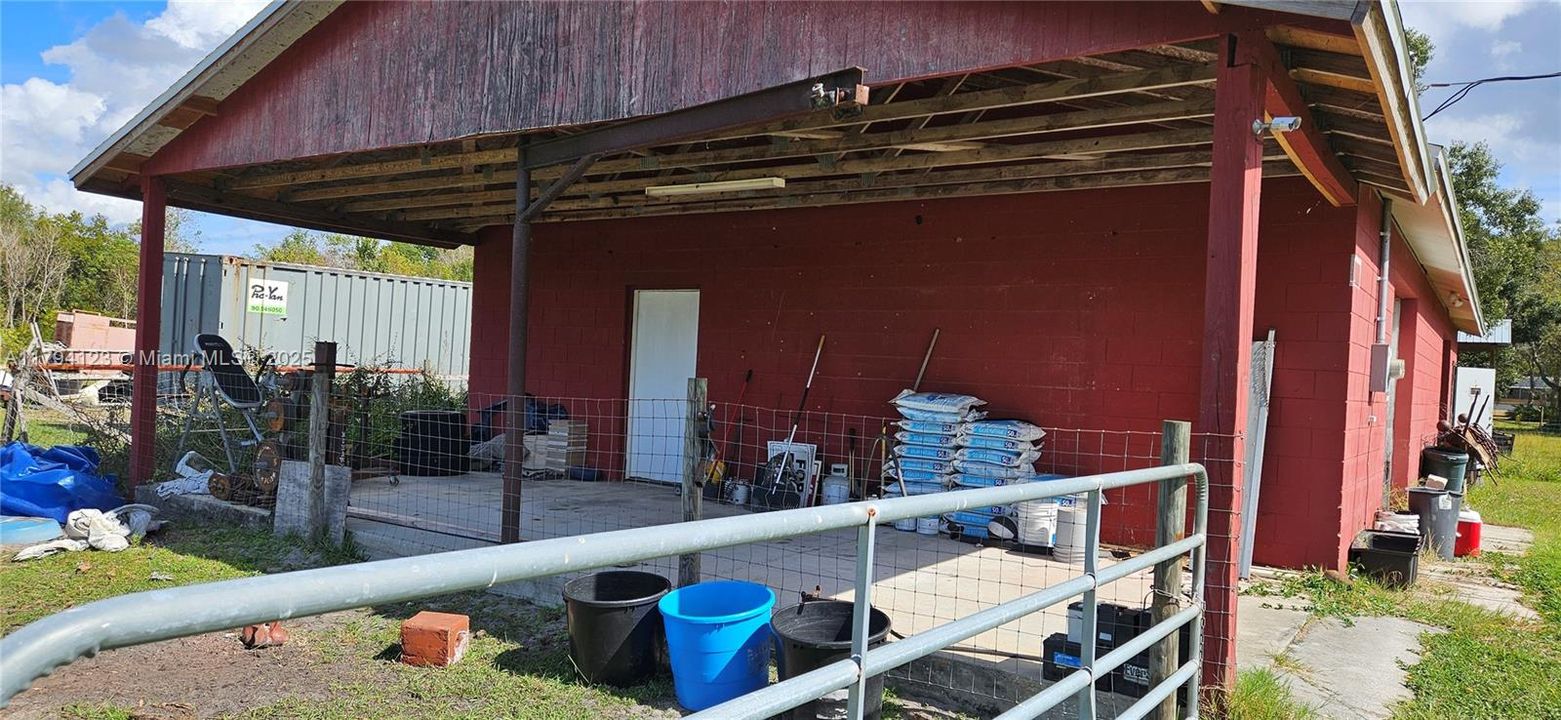 For Sale: $1,200,000 (7 beds, 4 baths, 0 Square Feet)