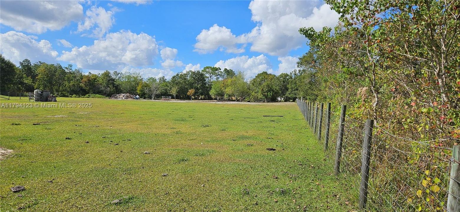 For Sale: $1,200,000 (7 beds, 4 baths, 0 Square Feet)