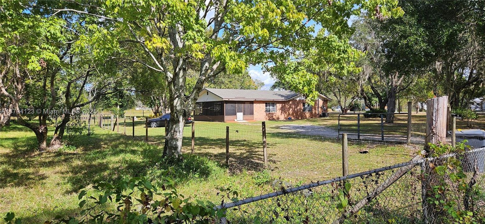 For Sale: $1,200,000 (7 beds, 4 baths, 0 Square Feet)