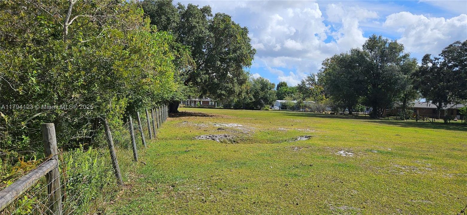 For Sale: $1,200,000 (7 beds, 4 baths, 0 Square Feet)