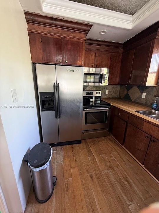 Recently Rented: $2,500 (2 beds, 2 baths, 1056 Square Feet)