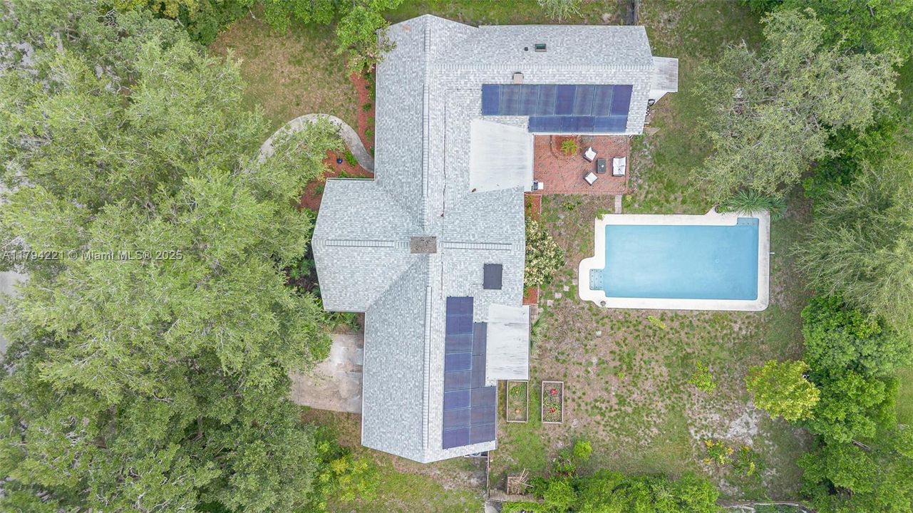 Vendido Recientemente: $528,500 (3 camas, 2 baños, 2163 Pies cuadrados)