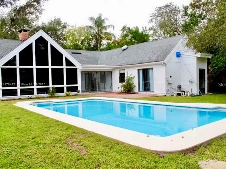 Vendido Recientemente: $528,500 (3 camas, 2 baños, 2163 Pies cuadrados)