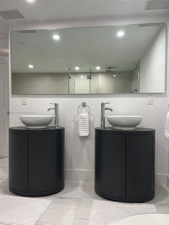 En Venta: $1,600,000 (2 camas, 2 baños, 1180 Pies cuadrados)