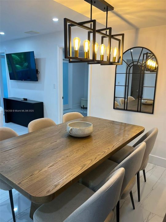 En Venta: $1,600,000 (2 camas, 2 baños, 1180 Pies cuadrados)