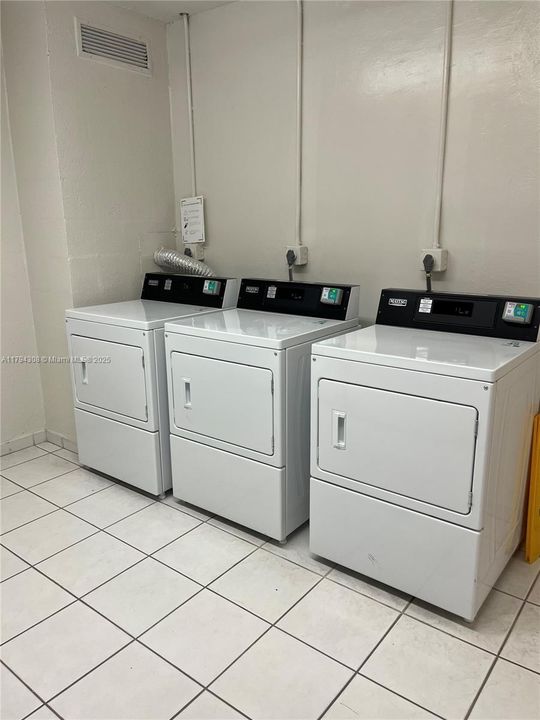 En Venta: $1,600,000 (2 camas, 2 baños, 1180 Pies cuadrados)