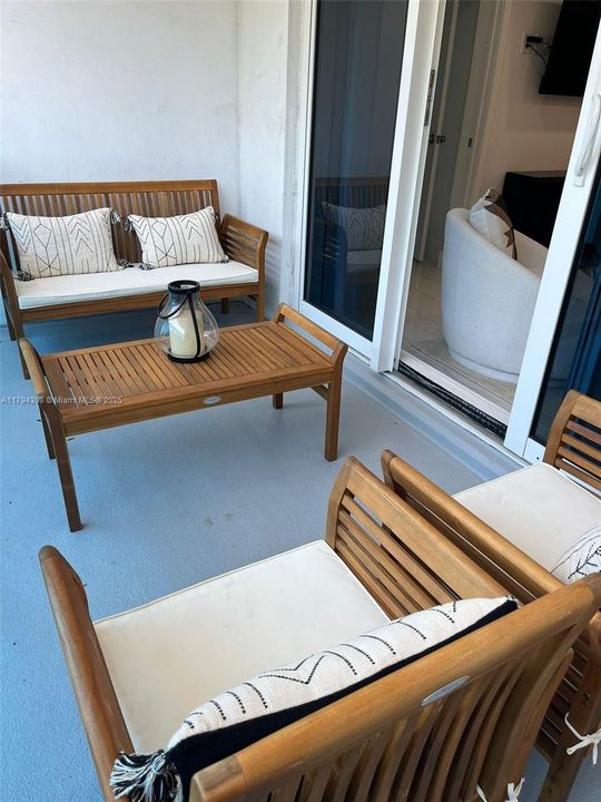 En Venta: $1,600,000 (2 camas, 2 baños, 1180 Pies cuadrados)