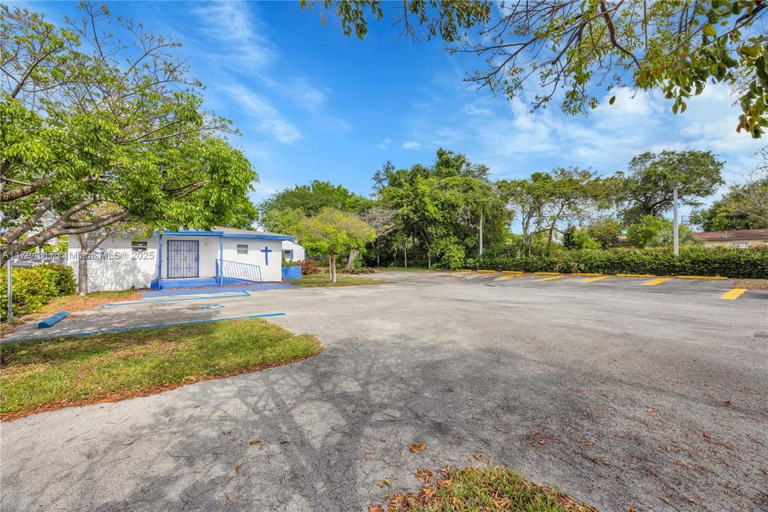 Vendido Recientemente: $889,000 (0 camas, 0 baños, 0 Pies cuadrados)