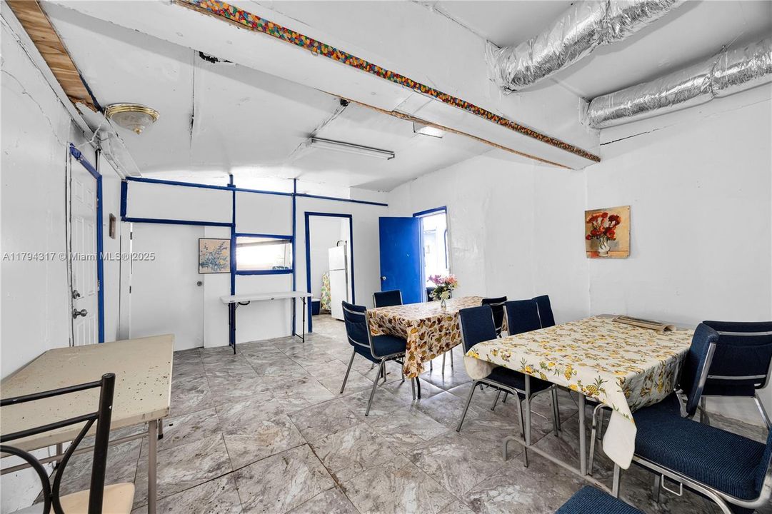 Vendido Recientemente: $889,000 (0 camas, 0 baños, 0 Pies cuadrados)