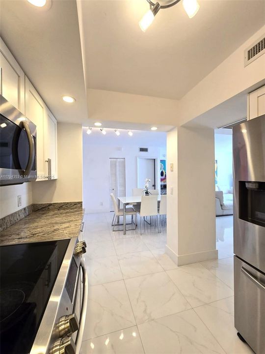 En Venta: $520,000 (2 camas, 2 baños, 1190 Pies cuadrados)