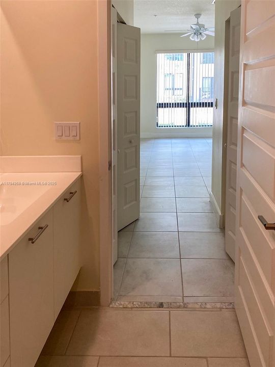 En Venta: $549,995 (3 camas, 2 baños, 1124 Pies cuadrados)