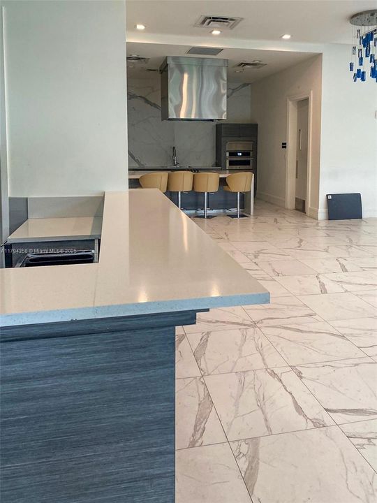 En Venta: $549,995 (3 camas, 2 baños, 1124 Pies cuadrados)