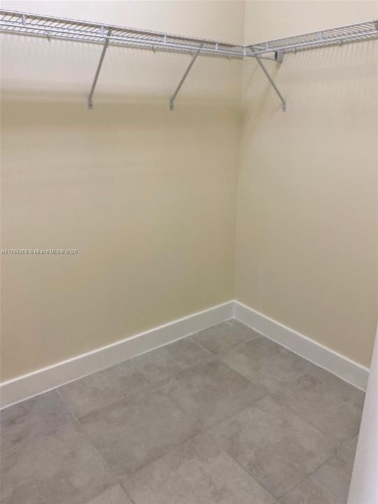 En Venta: $549,995 (3 camas, 2 baños, 1124 Pies cuadrados)