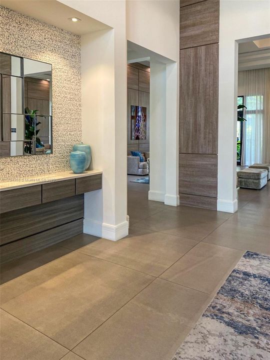 En Venta: $549,995 (3 camas, 2 baños, 1124 Pies cuadrados)