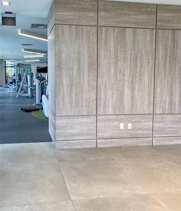 En Venta: $549,995 (3 camas, 2 baños, 1124 Pies cuadrados)