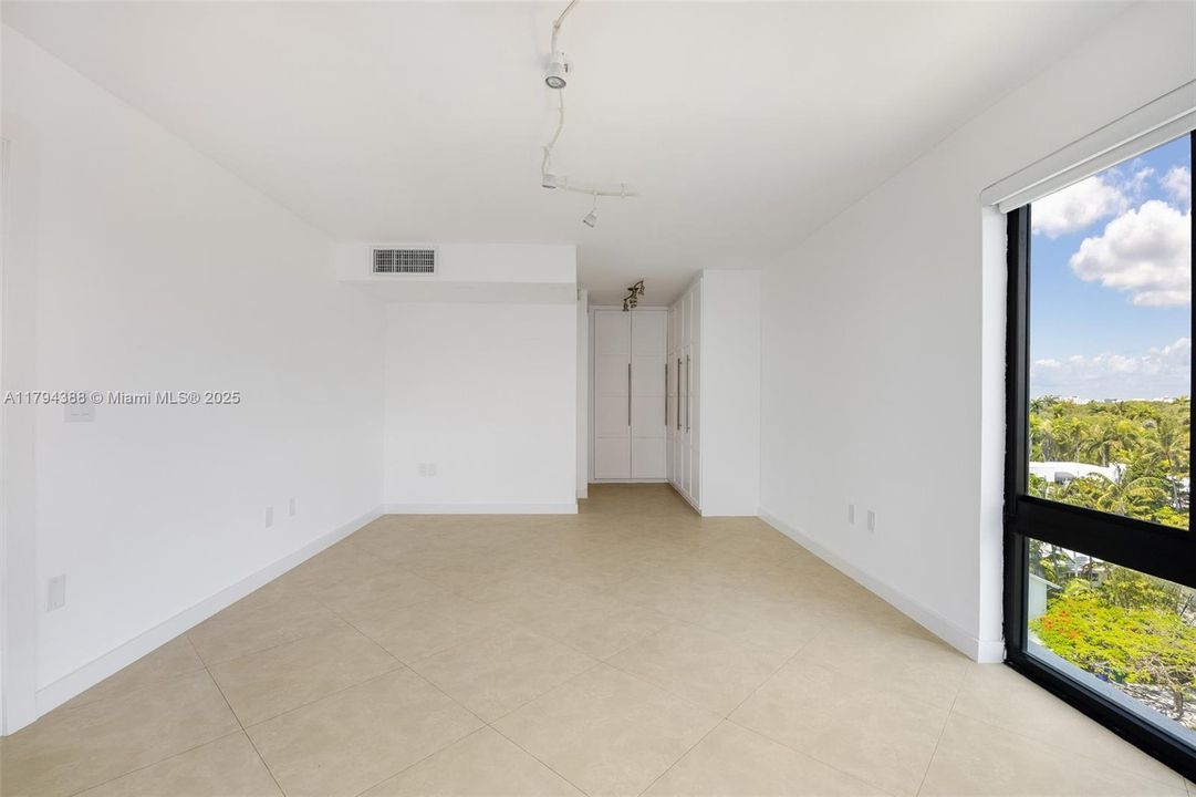 En Venta: $849,000 (1 camas, 2 baños, 1025 Pies cuadrados)