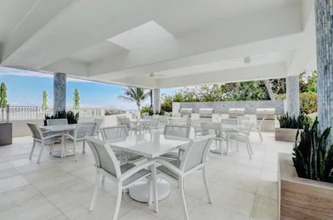 En Venta: $740,000 (2 camas, 2 baños, 1372 Pies cuadrados)
