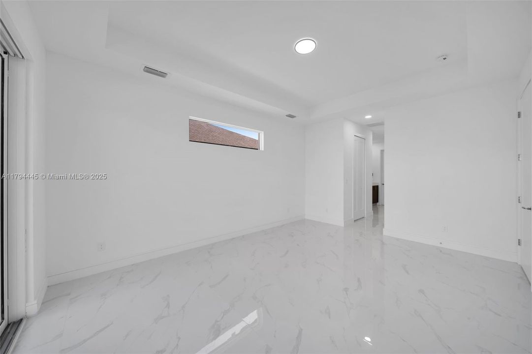 En Venta: $830,000 (3 camas, 3 baños, 0 Pies cuadrados)