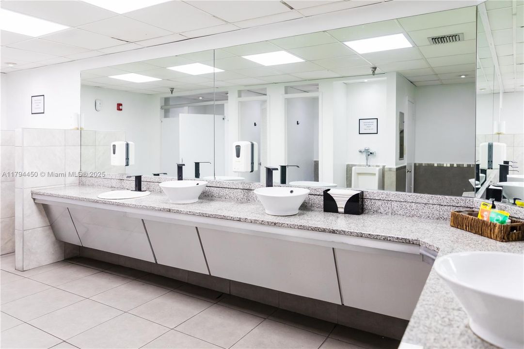 最近租的: $502 (0 贝兹, 0 浴室, 0 平方英尺)