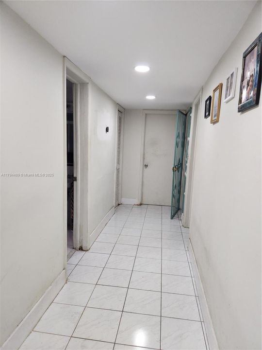 Vendido Recientemente: $730,000 (2 camas, 1 baños, 1440 Pies cuadrados)
