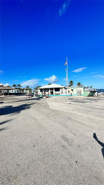 Recently Rented: $1,850 (1 beds, 1 baths, 408 Square Feet)