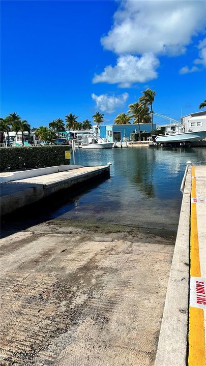 Recently Rented: $1,850 (1 beds, 1 baths, 408 Square Feet)