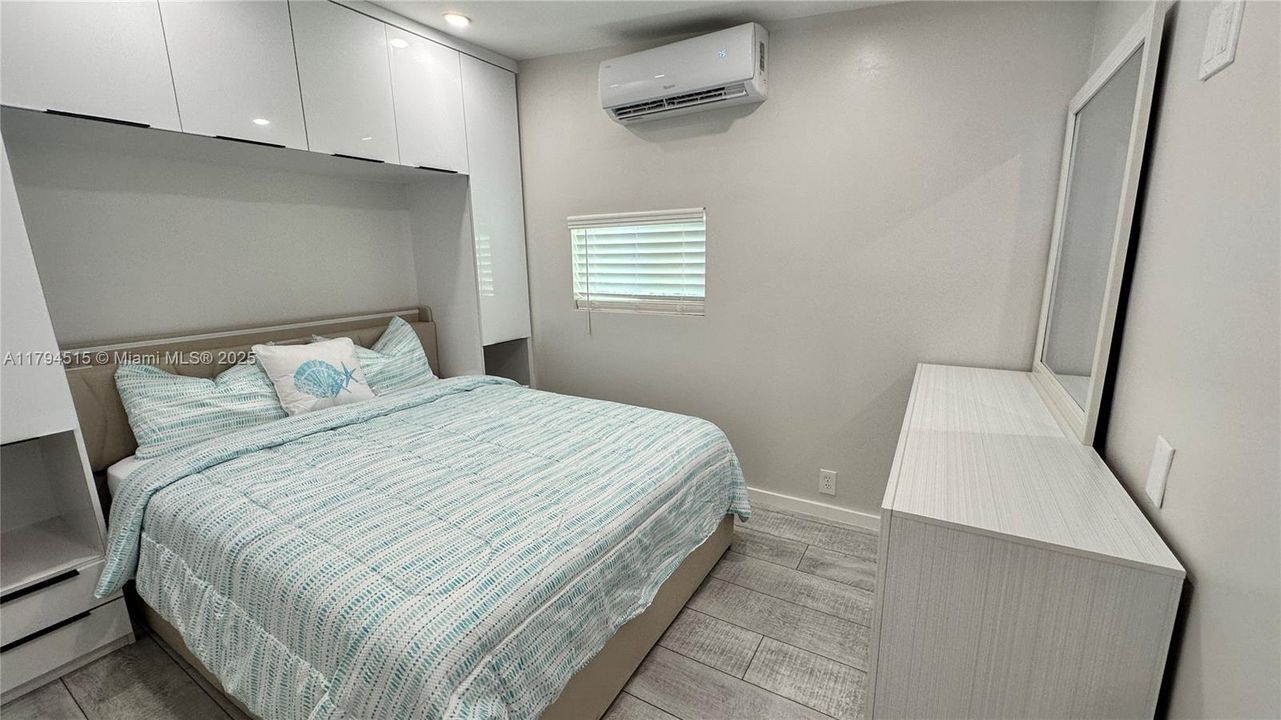 Recently Rented: $1,850 (1 beds, 1 baths, 408 Square Feet)