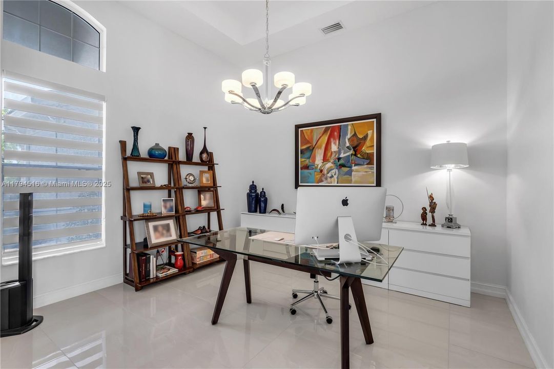 For Sale: $2,270,000 (4 beds, 3 baths, 4041 Square Feet)