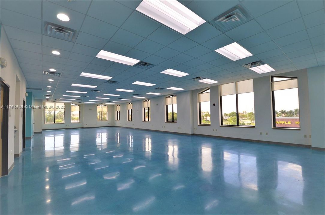 В аренду: $22 (0 спален, 0 ванн, 0 Квадратных фут)