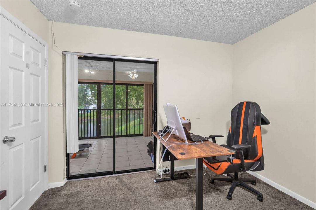 For Sale: $290,000 (3 beds, 2 baths, 1115 Square Feet)