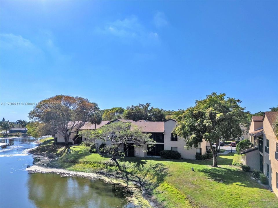 For Sale: $290,000 (3 beds, 2 baths, 1115 Square Feet)