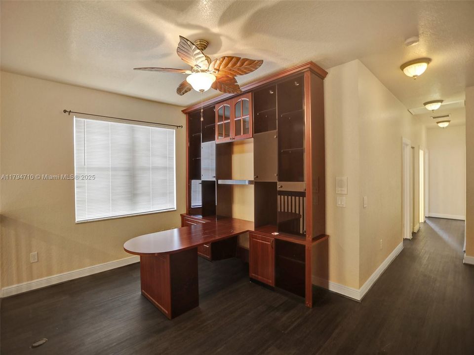 Recently Rented: $5,700 (5 beds, 5 baths, 3361 Square Feet)