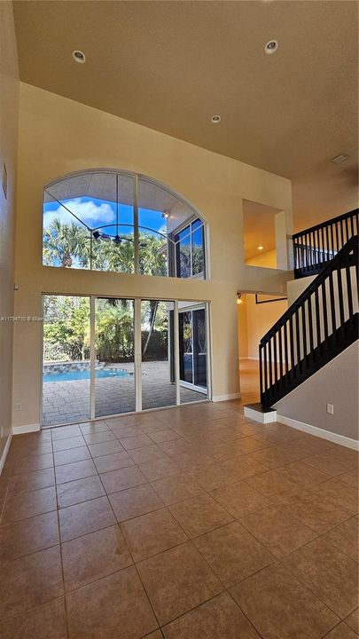 Recently Rented: $5,700 (5 beds, 5 baths, 3361 Square Feet)