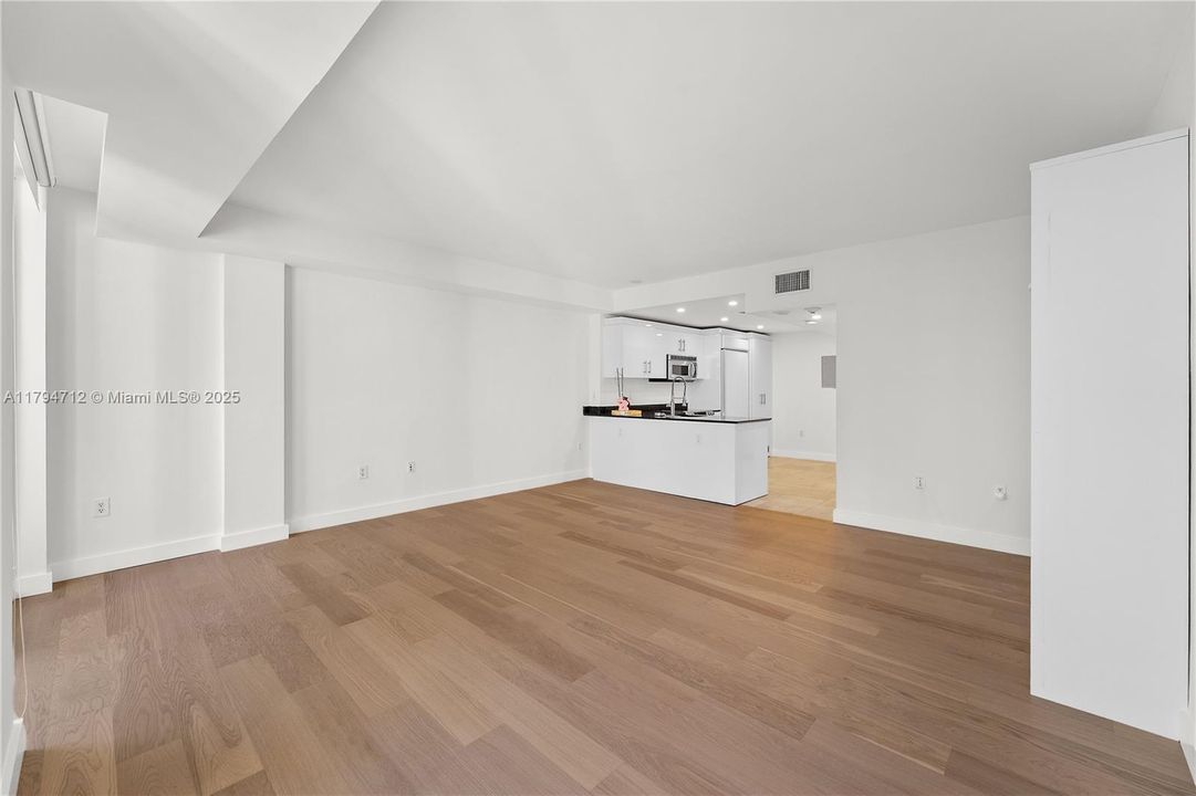 Vendido Recientemente: $515,000 (0 camas, 1 baños, 481 Pies cuadrados)