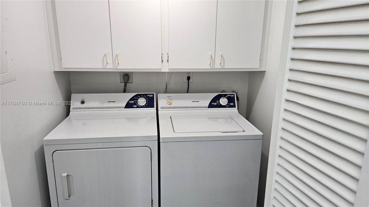 In-unit Washer & Dryer