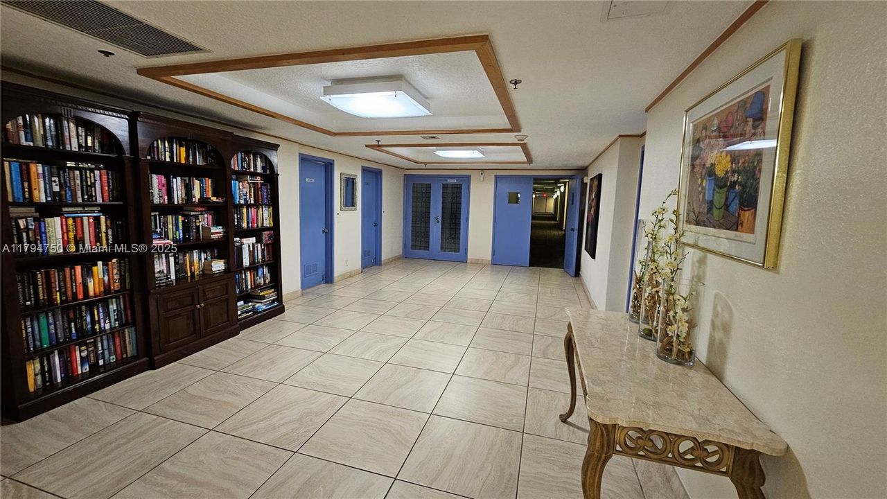 待售: $329,851 (2 贝兹, 2 浴室, 1273 平方英尺)