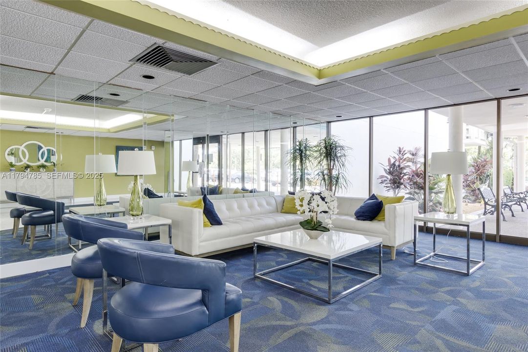 For Sale: $145,000 (2 beds, 2 baths, 1132 Square Feet)