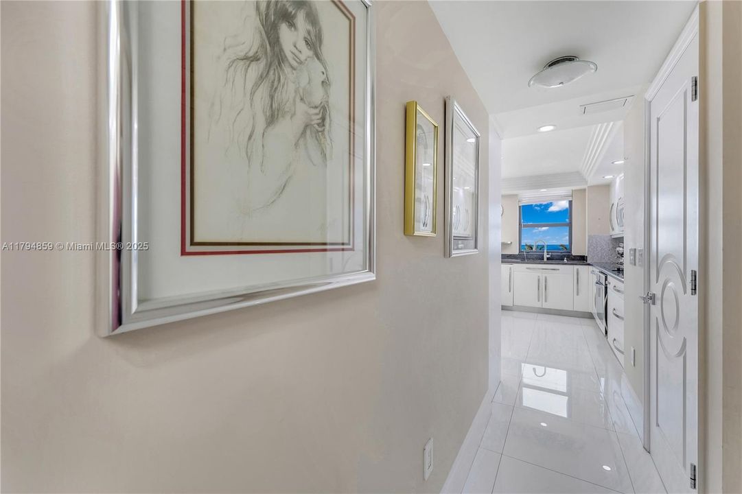 Entrance Kitchen area with Ocean Views