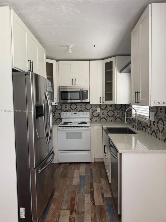 Недавно продано: $145,000 (1 спален, 1 ванн, 680 Квадратных фут)