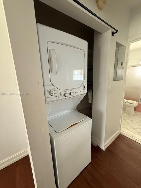 Недавно продано: $145,000 (1 спален, 1 ванн, 680 Квадратных фут)