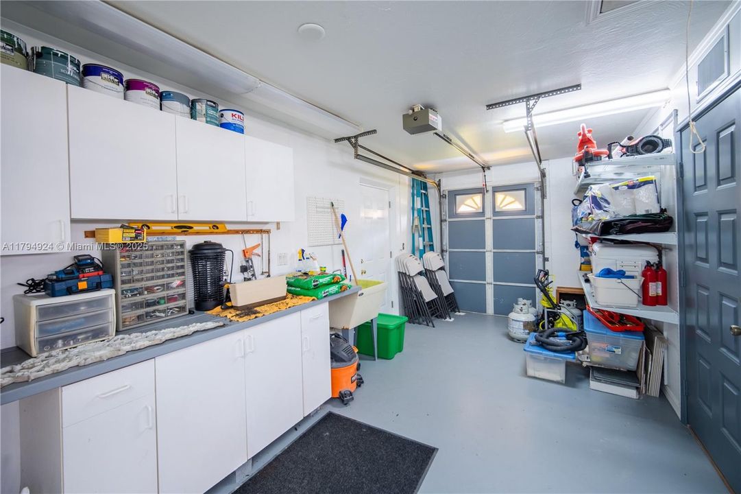 Recently Sold: $480,000 (4 beds, 4 baths, 2856 Square Feet)