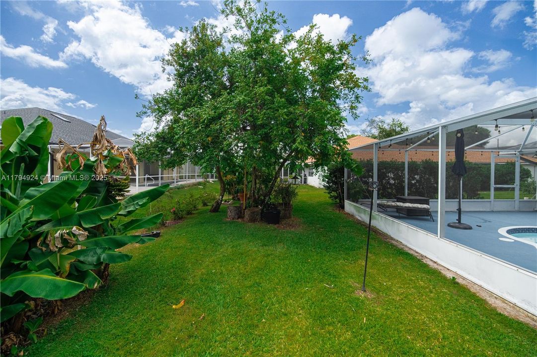 Recently Sold: $480,000 (4 beds, 4 baths, 2856 Square Feet)