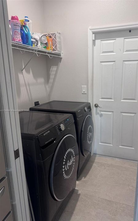 На продажу: $585,000 (3 спален, 2 ванн, 0 Квадратных фут)